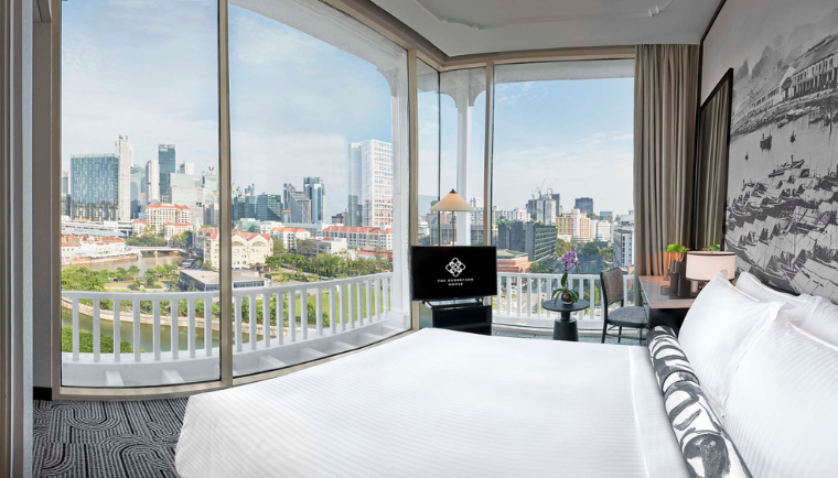 GUESTS ROOMS AND FEATURES